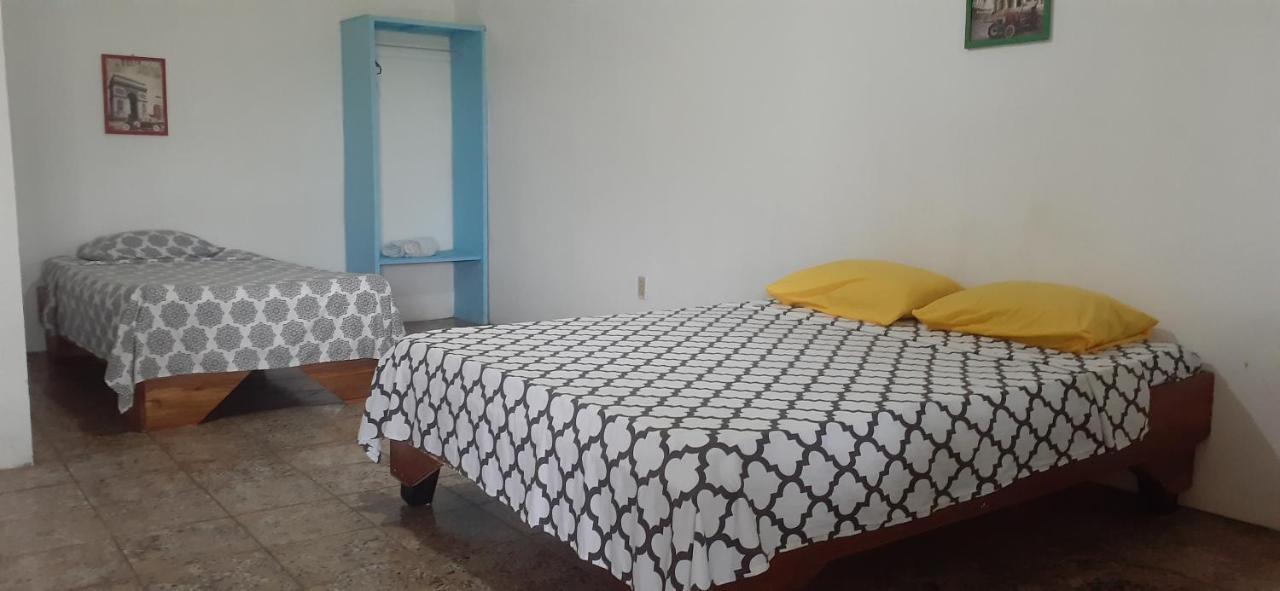 Rooms Palmeras Cahuita Exterior foto