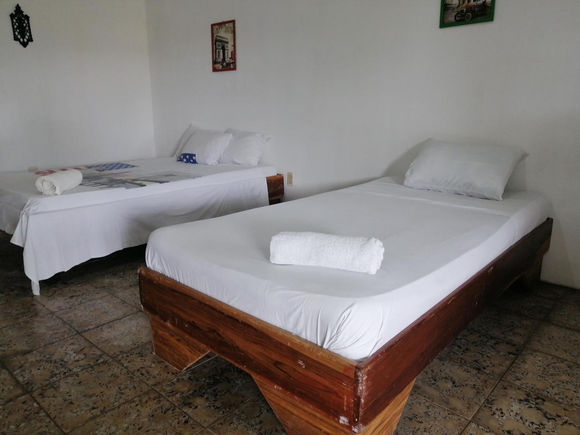 Rooms Palmeras Cahuita Exterior foto