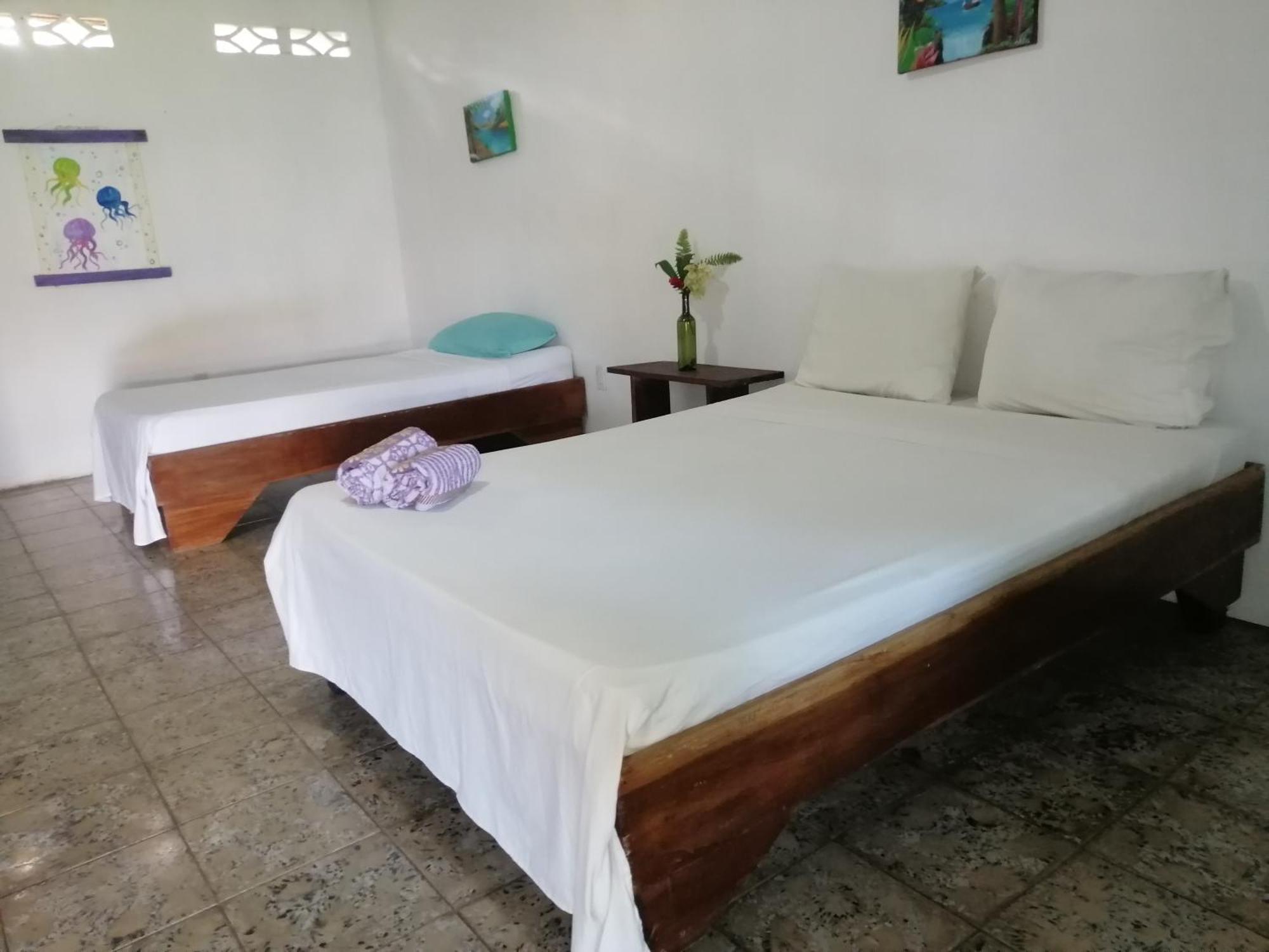 Rooms Palmeras Cahuita Exterior foto